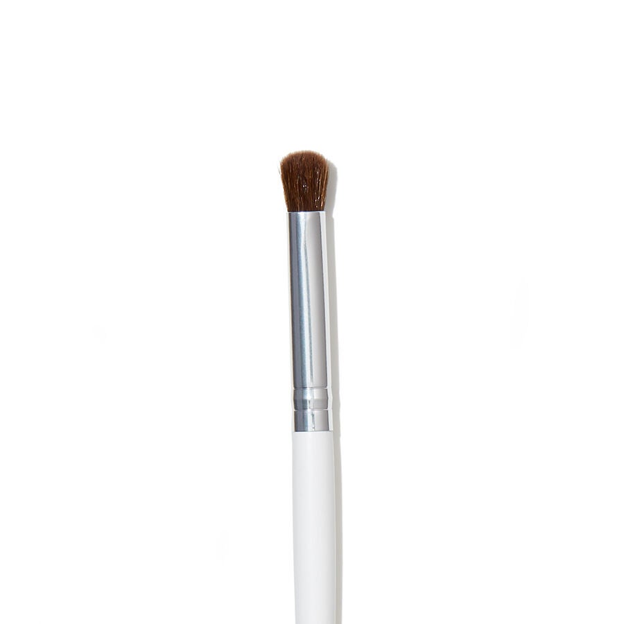 blending-eye-brush-e1 1803_macro.jpg