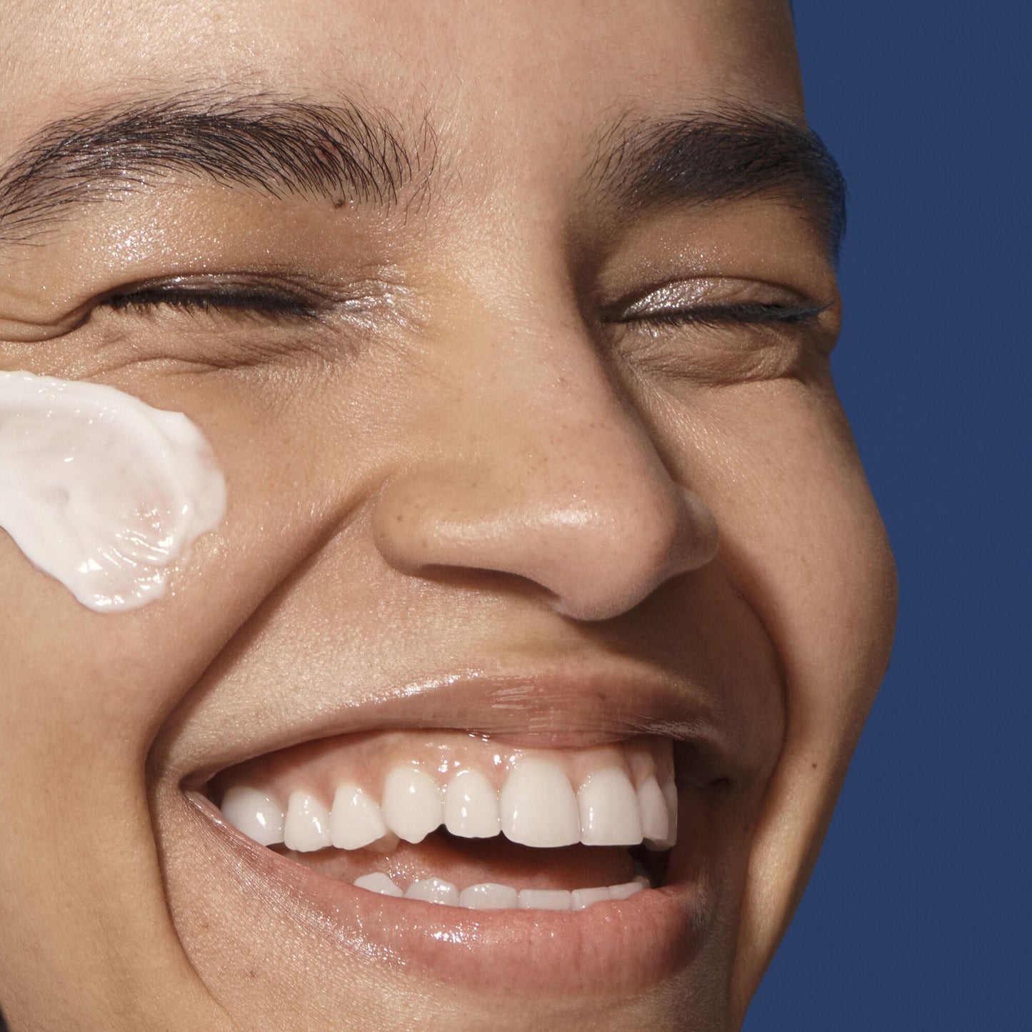 holy-hydration-barrier-goals-cream-r9 042325_SKIN_Austria_HHBC_Strength-Hero_095_v3_RGB_IGF_2d42c5ec-d798-4ca6-b58a-d9291443e5ac.jpg