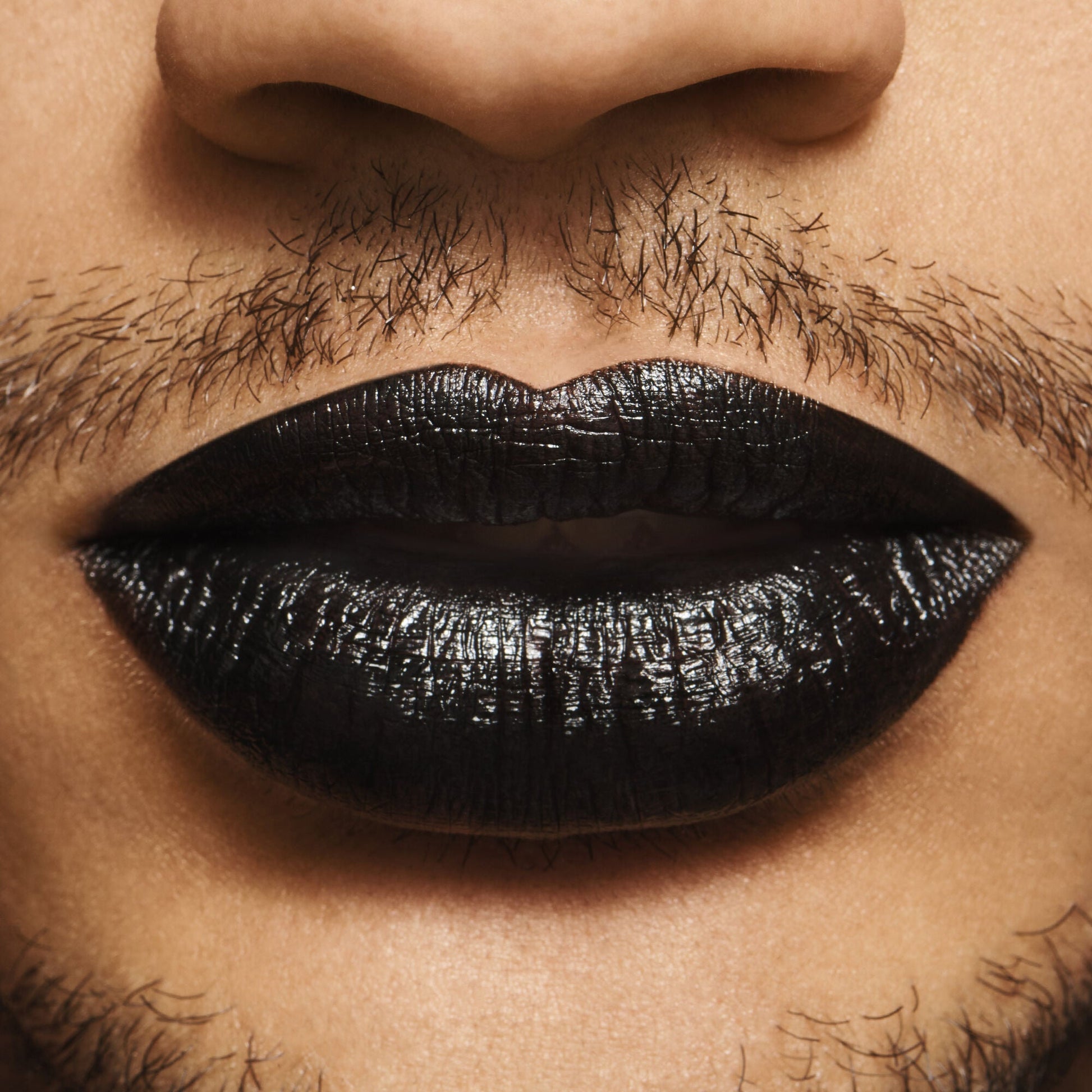 o-face-satin-lipstick-o9 071122_OF_Bryson_V4_0032_FINAL_RGB_IGF.jpg