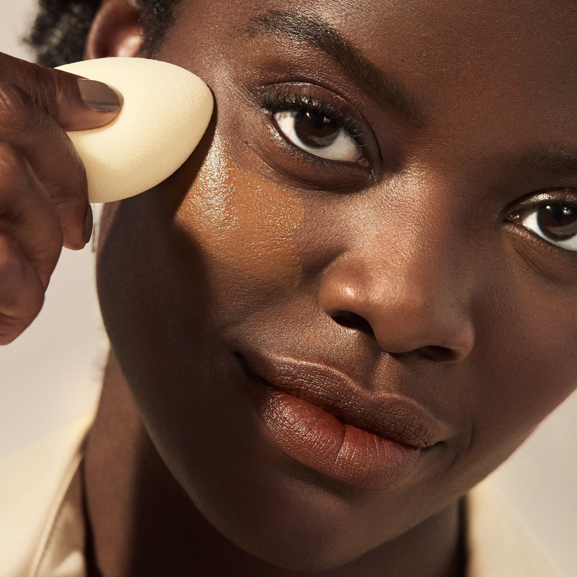 camo-concealer-sponge-i6 07292020_Wemi_HydratingCamo_1765_V4_IGF.jpg