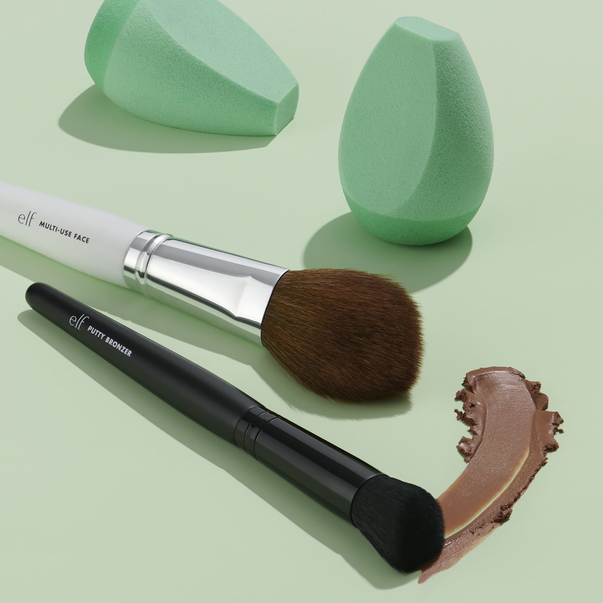 multi-use-face-brush-m7 082521_Brushes_V2_IGF.jpg