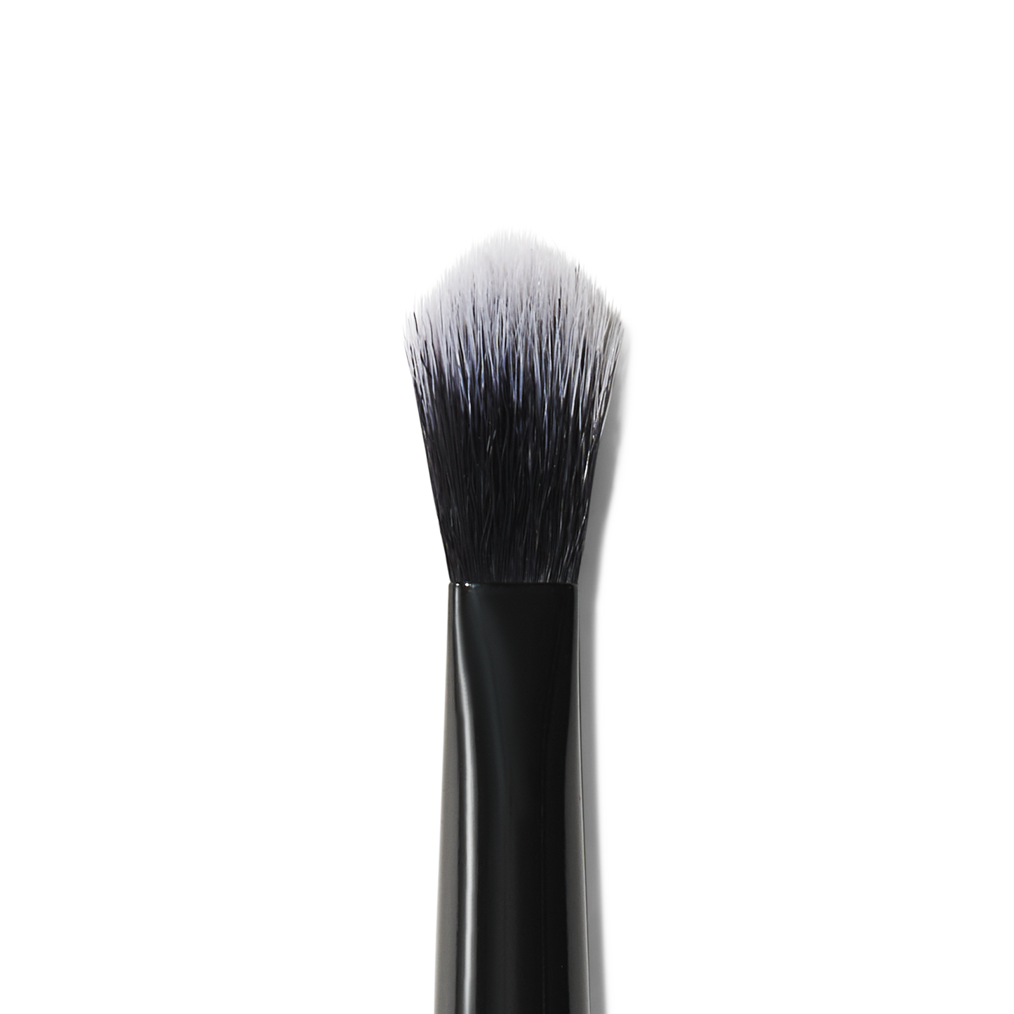 precise-blending-brush-e4 81284_MACRO_R.png