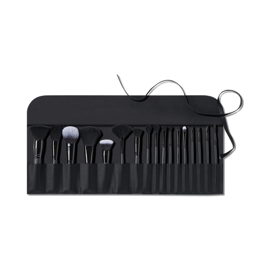 17-piece-ultimate-makeup-brush-set-and-travel-roll-l8 84673_TravBrushSet_AllBrush__590_OPEN_V3_R_R.png