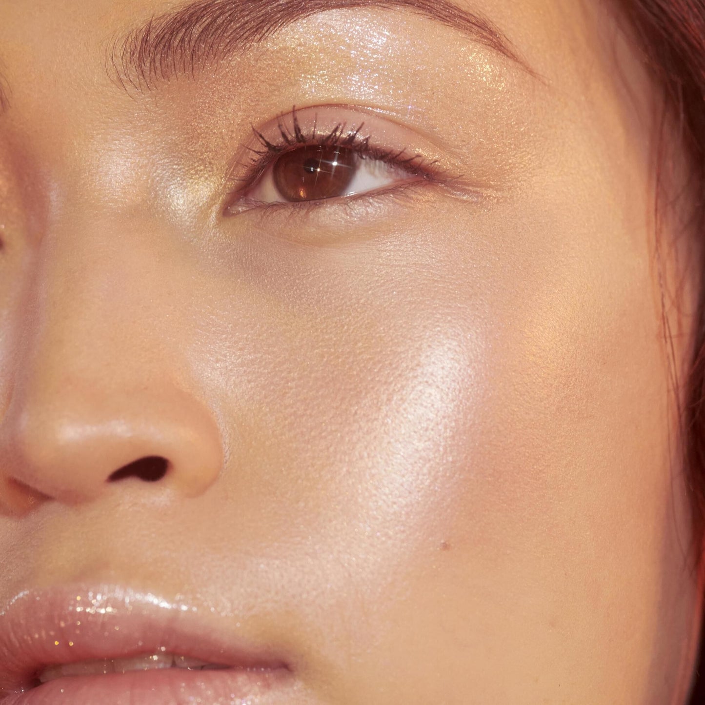 highlighter-brush-l3 crystal_OM_Jacqueline_782_square.jpg